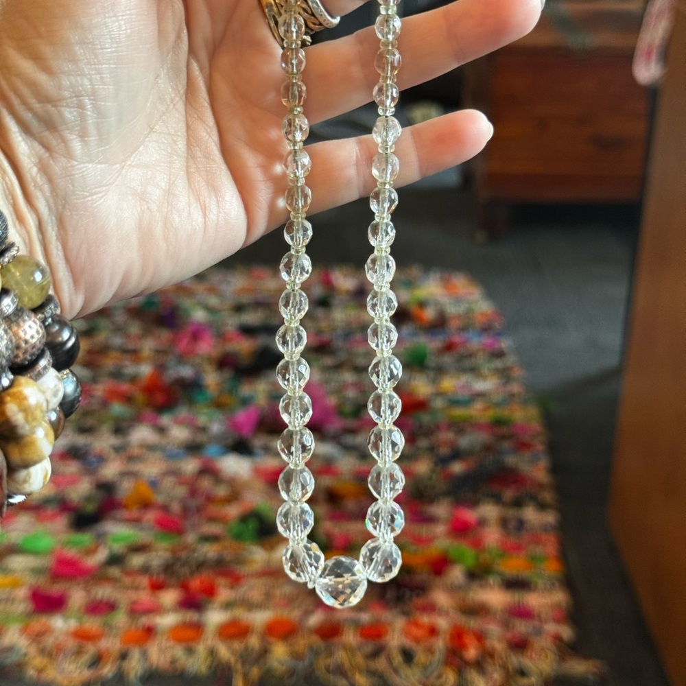 Elegant Clear Faceted Glass Beaded Necklace
